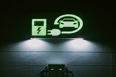 Intelligent Charging for a Future of Smooth Travel with Max Power Electric Vehicle Charging Stations